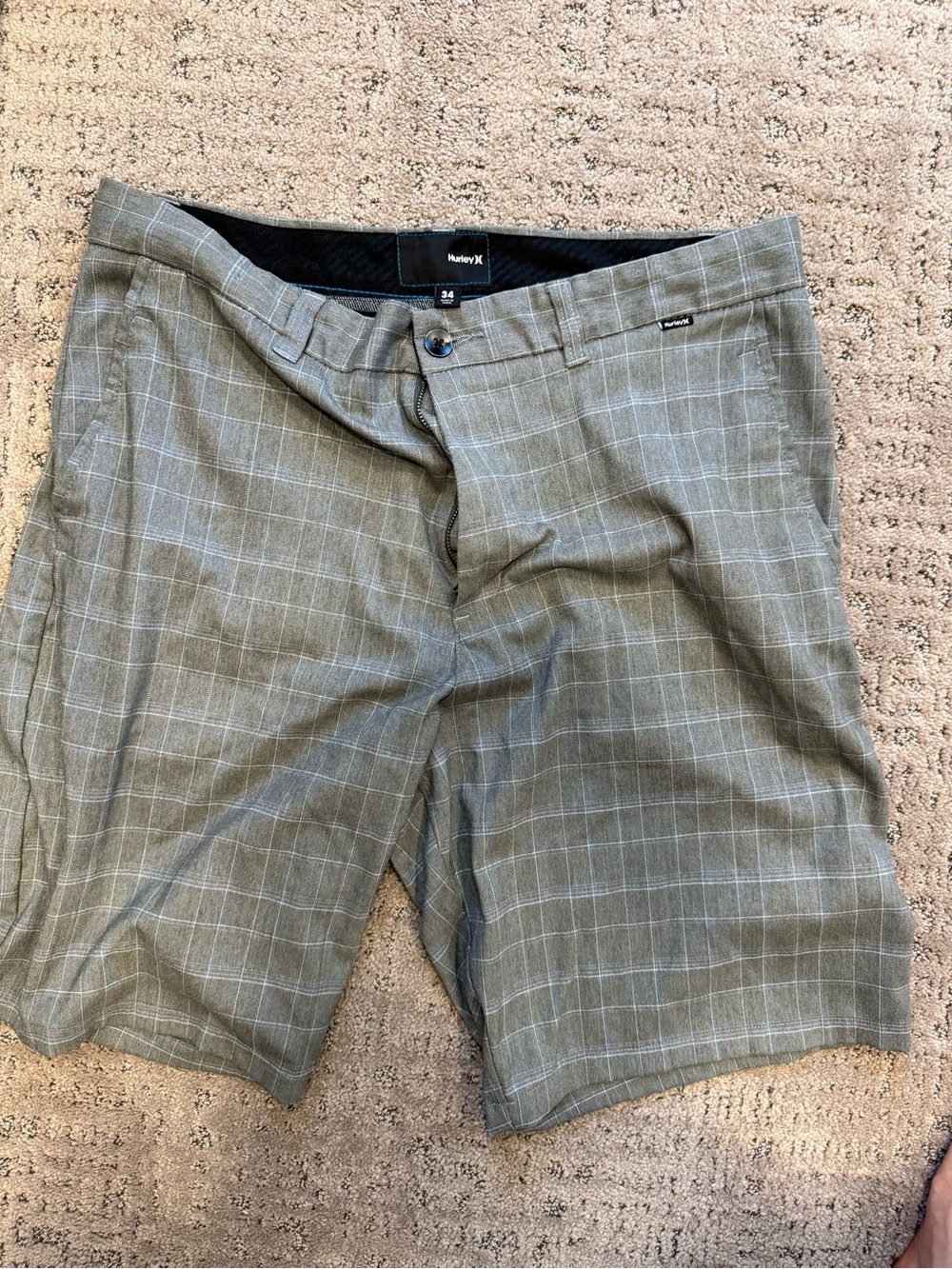 Hurley Plaid Gray Flat Front Men’s Shorts